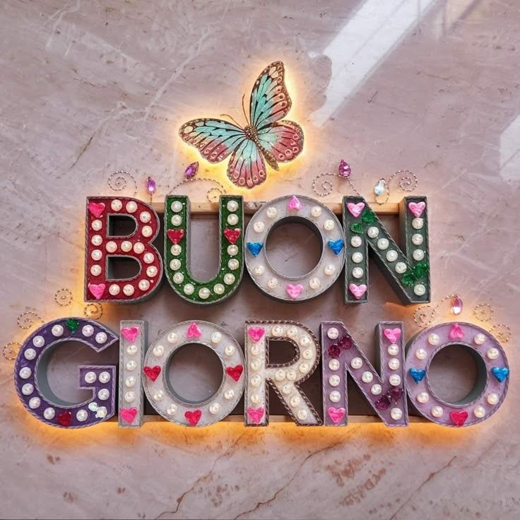 difference between buongiorno and buona giornata